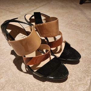 Michaels Kors heels 6 US